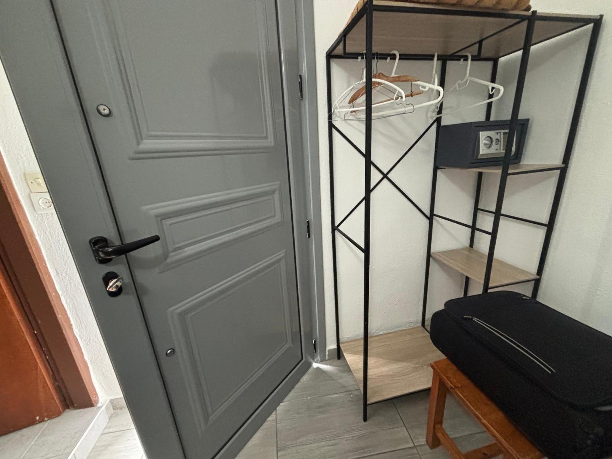 Scirocco Rooms Loutro Bagian luar foto