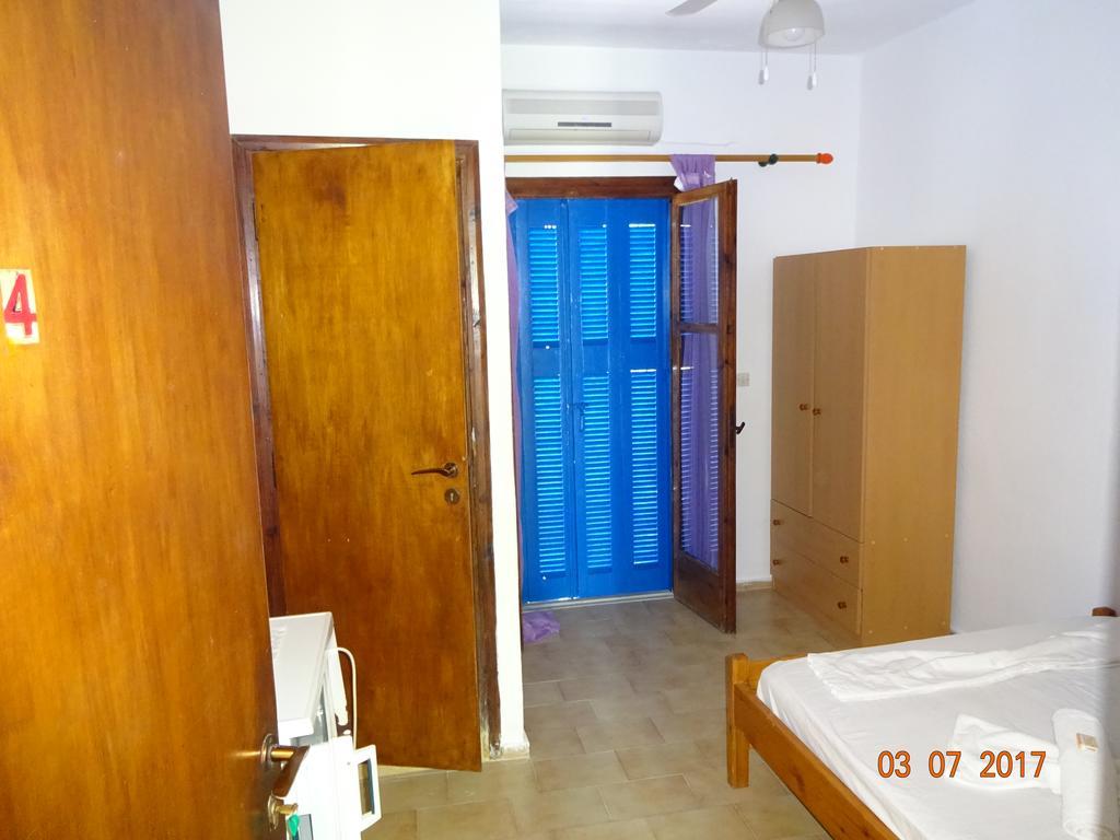 Scirocco Rooms Loutro Bagian luar foto